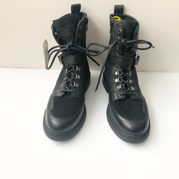 Levis black military style ankle boots - Picture 1 of 7